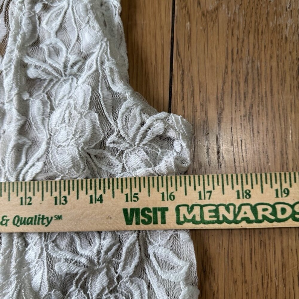 LuLaRoe Women Size Small Lace Crocheted Open Front Duster Boho Festival‎ Witchy - Picture 5 of 9